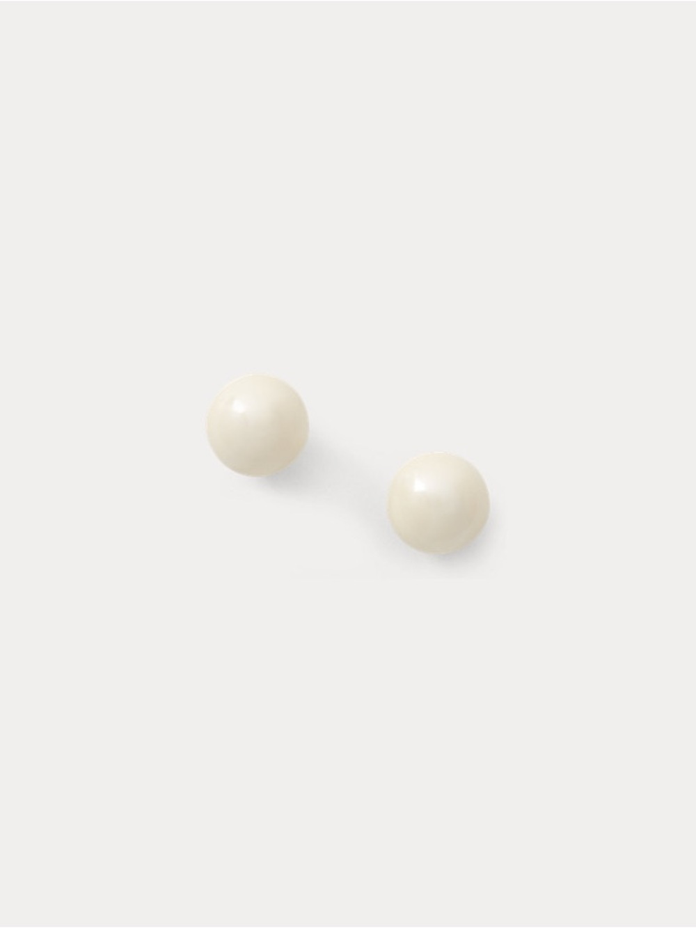 Ralph Lauren Cream Pearl Stud Earrings - Picture 5 of 5